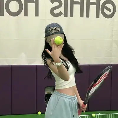 潘强巧